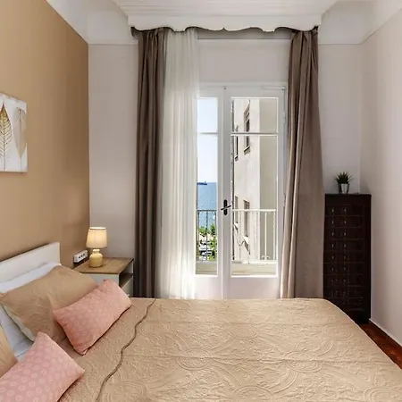 Location 3 Bedroom With View Daire Selanik