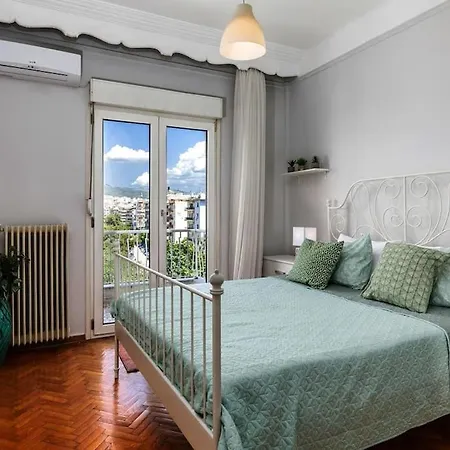 Location 3 Bedroom With View Apartment *