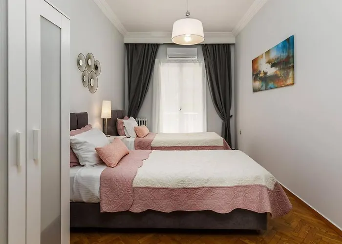 Location 3 Bedroom With View * Θεσσαλονίκη